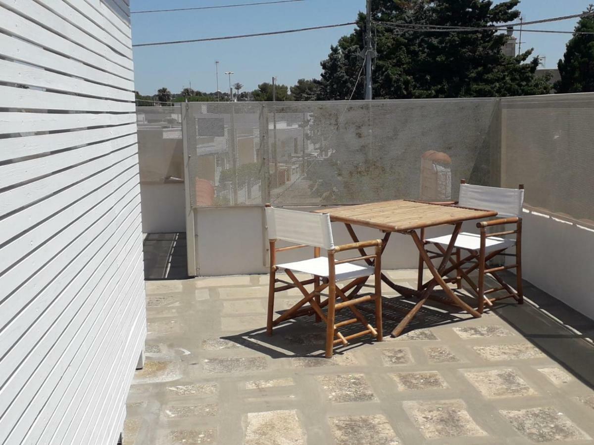 マリーナ・ディ・マンカヴェルサ Attico A 150 Mt Dal Mareヴィラ エクステリア 写真